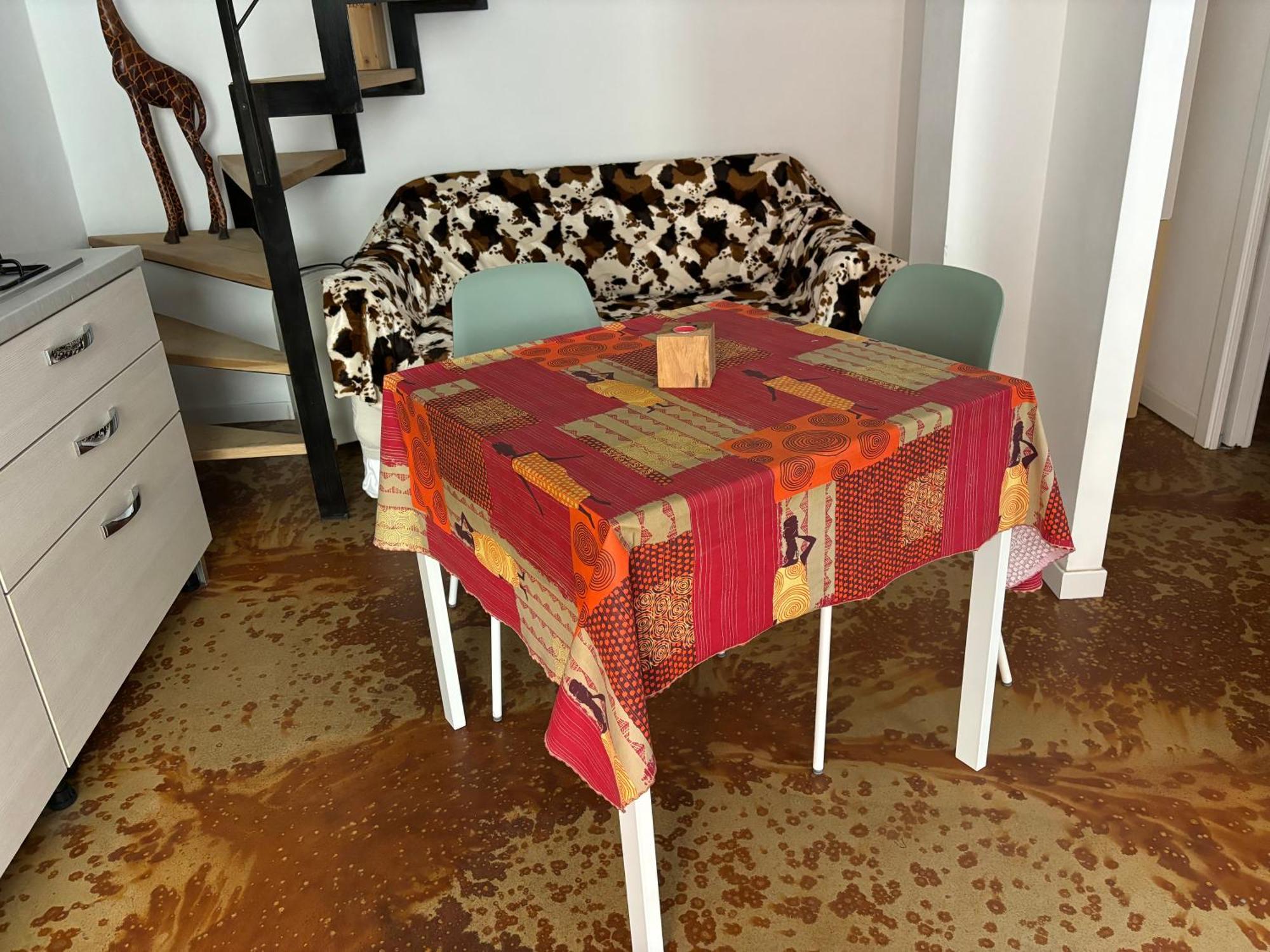 Friendly Africa Room Como Center Εξωτερικό φωτογραφία